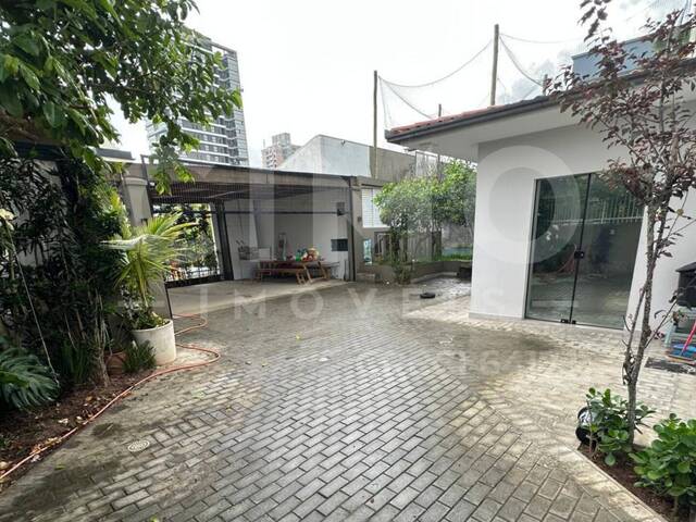 #2401 - Casa para Venda em Balneário Piçarras - SC - 2