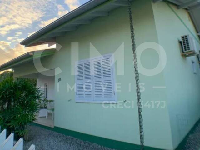 #2375 - Casa para Venda em Brusque - SC - 3