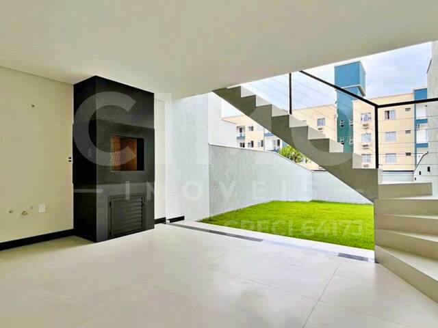 #2392 - Casa para Venda em Blumenau - SC - 1