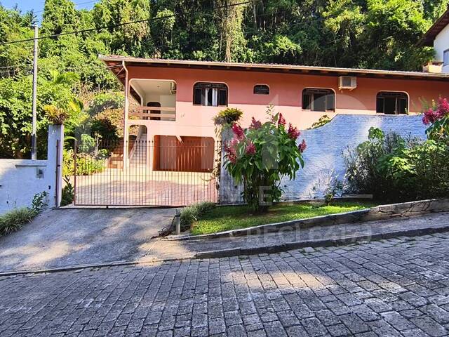 #2404 - Casa para Venda em Blumenau - SC - 1